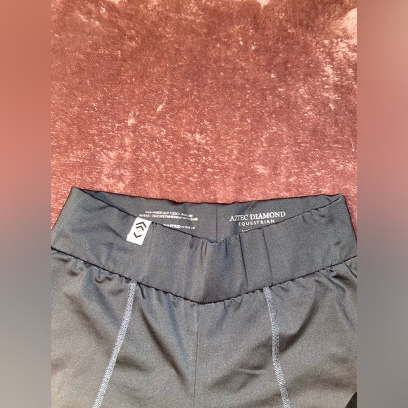 Ariat Equestrian Riding Apparel Bundle - Picture 7 of 8